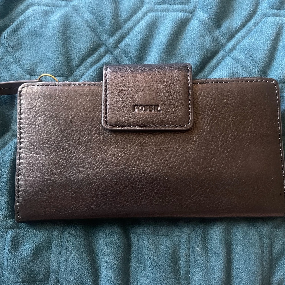Fossil Dark Leather Accessory
